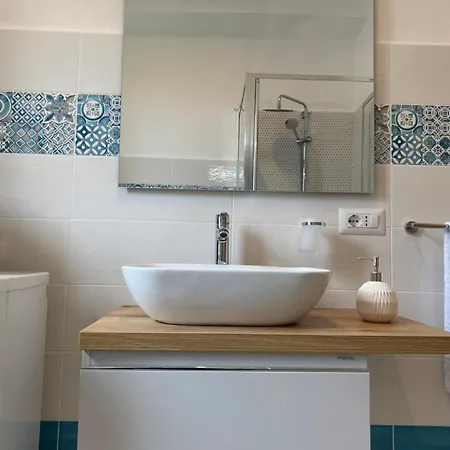 Montes Per 9 Con 3 Bagni Vicino Cala Gonone